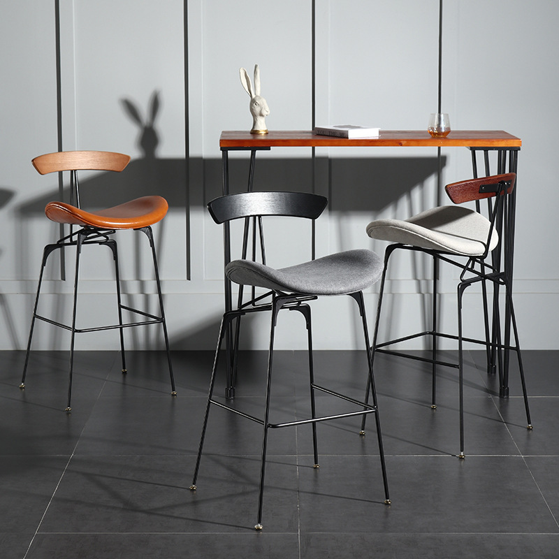 كرسي بار فاخر بتصميم عتيق أنيق - مراجعة Home Bar Stools وسعره
